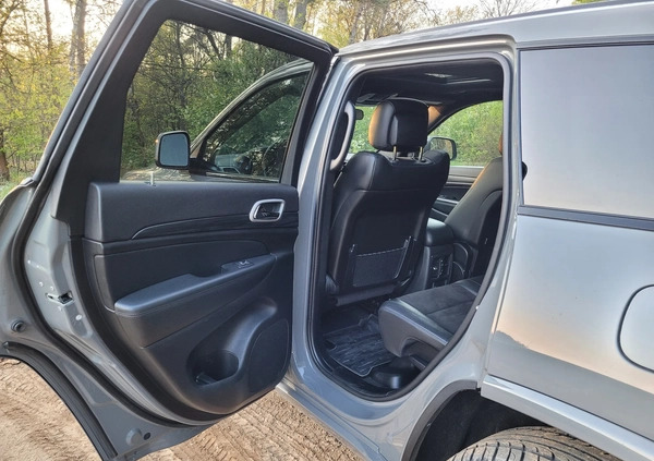 Jeep Grand Cherokee cena 131000 przebieg: 40000, rok produkcji 2021 z Obrzycko małe 379